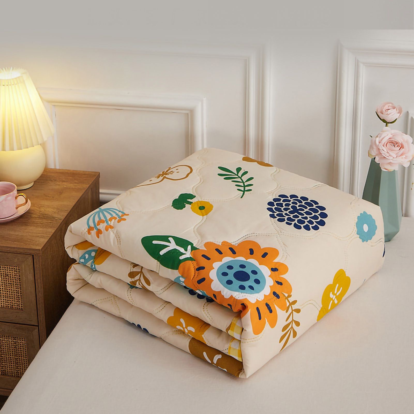 Summer Air Conditioner Quilt Machine Washable Soft Breathable Portable Air Conditioner Blanket Summer Comforter Sunflower Open 150x200cm - Image 1