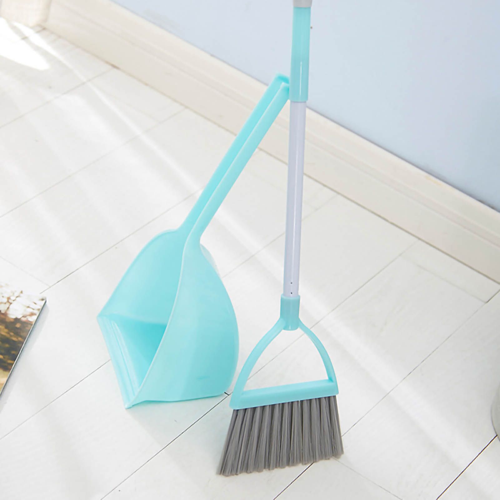Kids Dustpan Set Soft Fur Plastic Small Broom Dustpan for Baby Kids Toys Kindergarten Green - Image 2