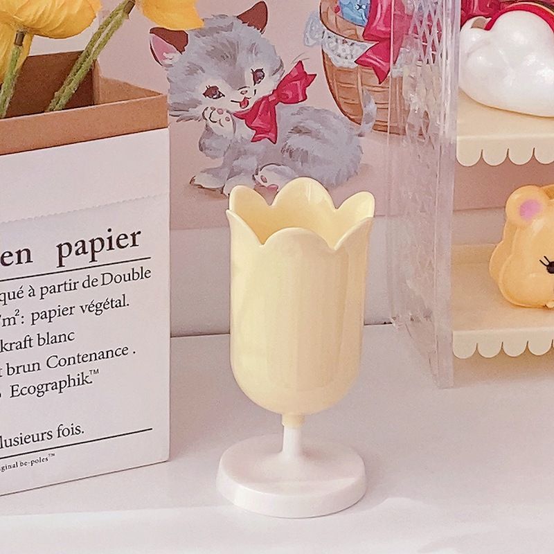 Pen Holder Tulip Shape Innovative Vintage Photo Props Large Capacity Pencil Holder for Office Study Room Home Yellow - Image 5
