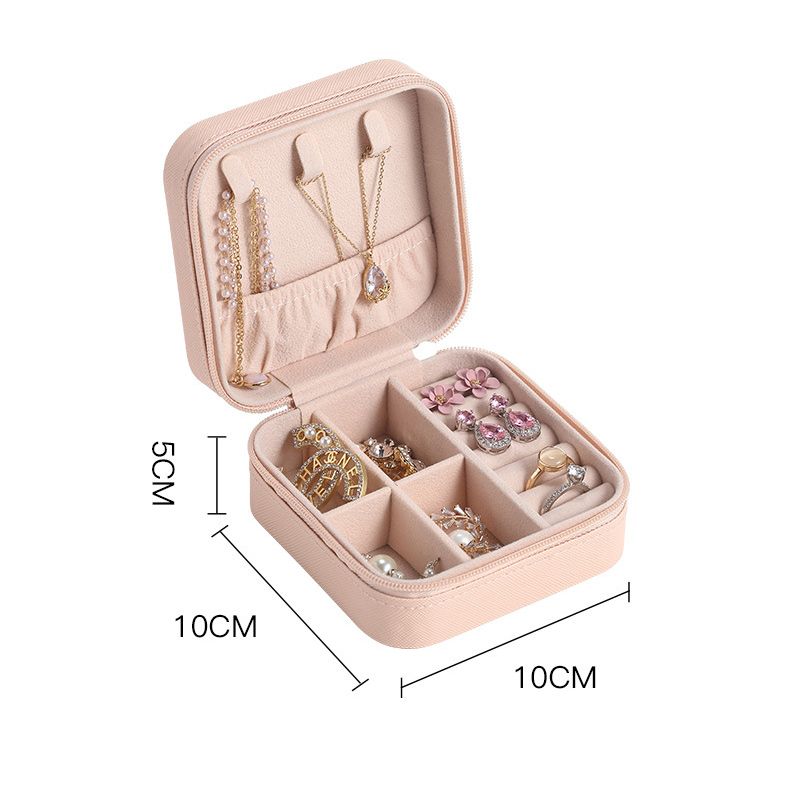Travel Jewelry Case Exquisite Large Capacity Scratch Resistant Portable Jewelry Organizer Box for Outdoor Travel Red 10x10x5cm/3.9x3.9x2.0in - Image 2