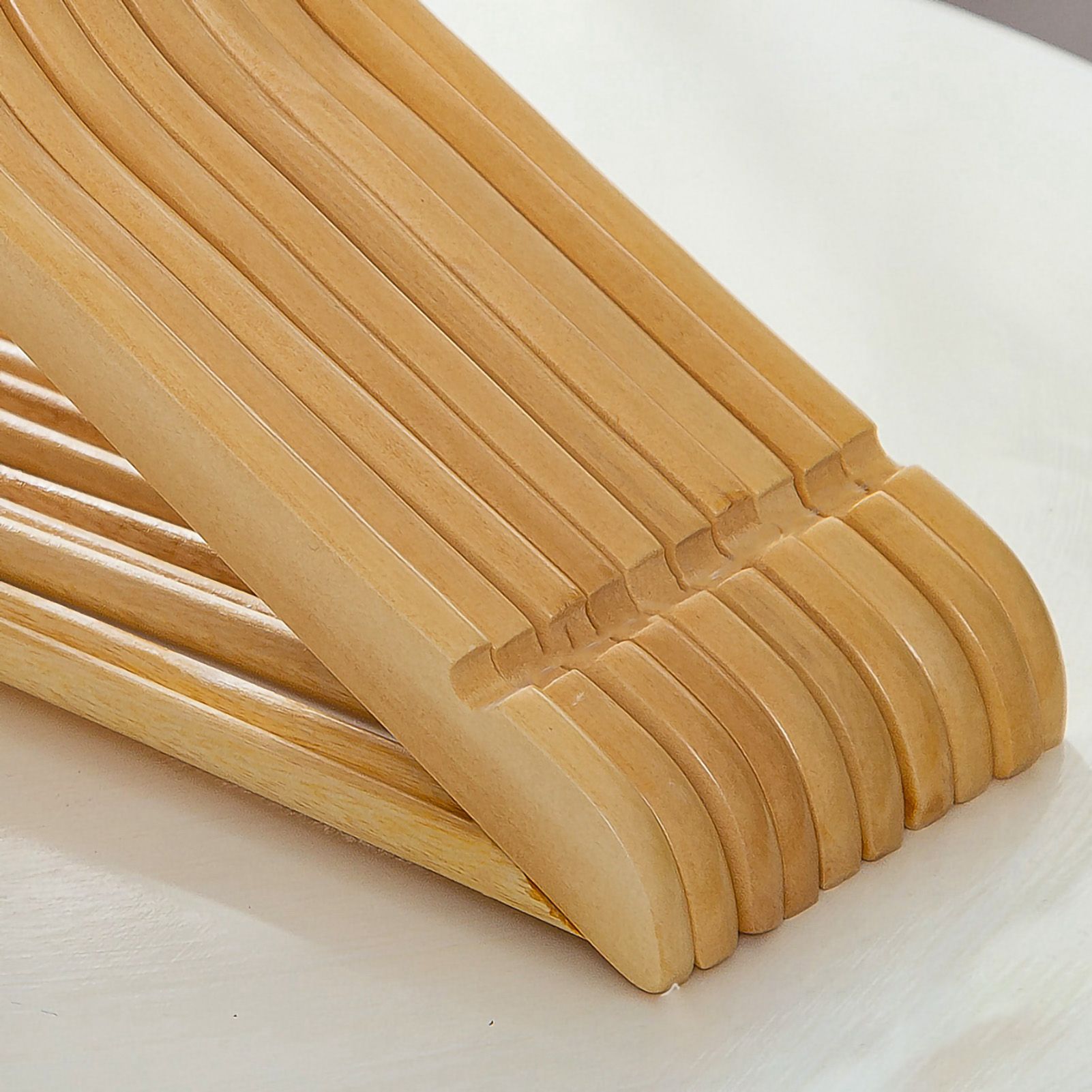 Wooden Coat Hanger Non Slip Clothes Hanging Rack 360 Degree Rotation Suit Hangers for Home 44.5cm 10pcs - Image 3
