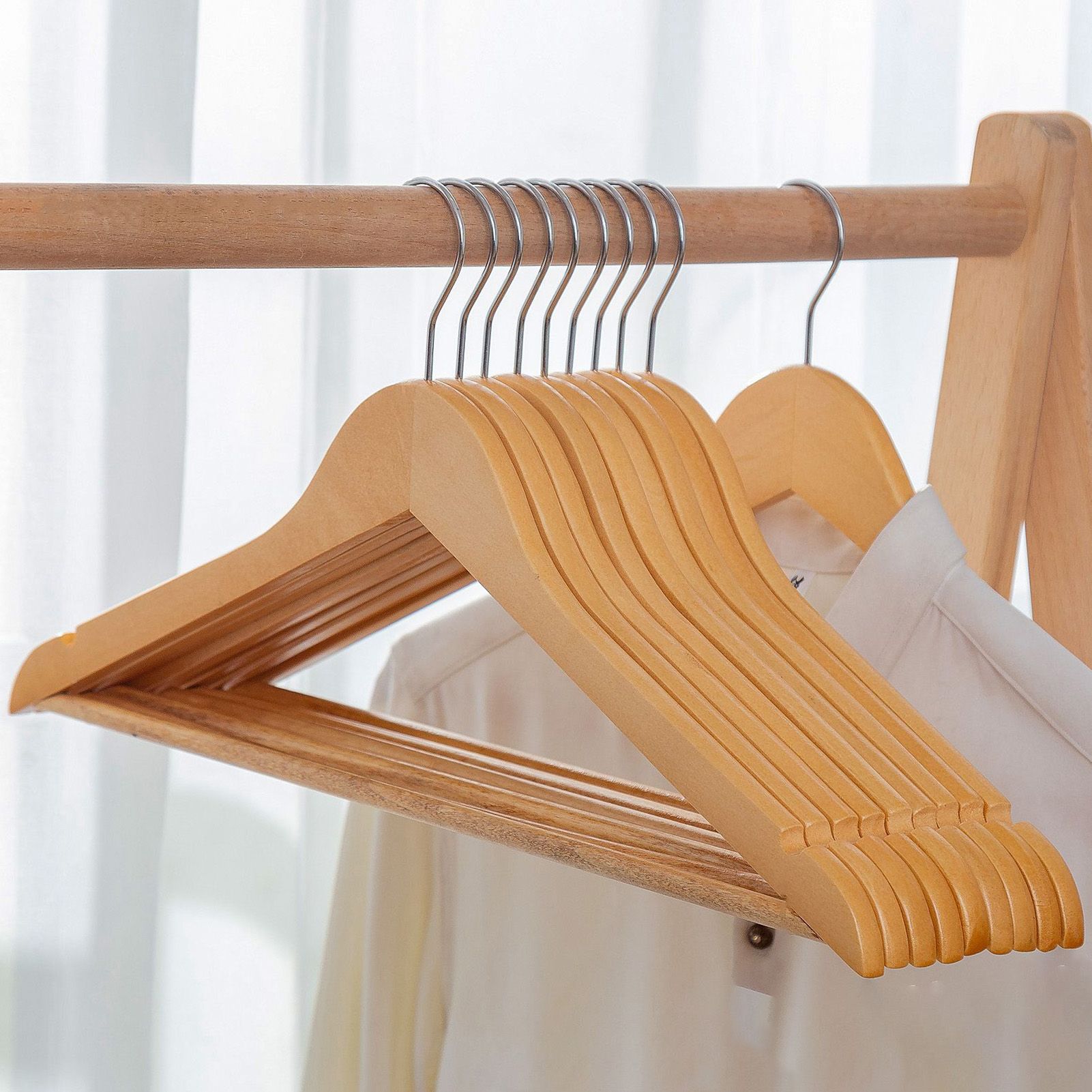 Wooden Coat Hanger Non Slip Clothes Hanging Rack 360 Degree Rotation Suit Hangers for Home 44.5cm 10pcs - Image 4