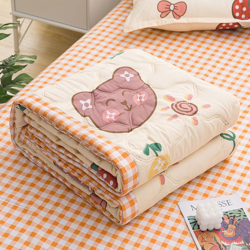 Summer Blanket Polyester Fiber Washable Skin Friendly Summer Quilt Thin Blanket Bed Accessories for Dormitory Bear 180x200cm/70.87x78.74in - Image 4