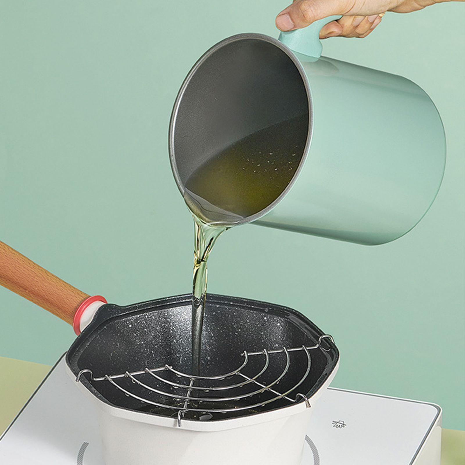 Oil Strainer Pot 1.4L Wood Grain Easy Operation No Rust Oil Storage Supplies Filter for Home Canteen Fruit Green - Image 7