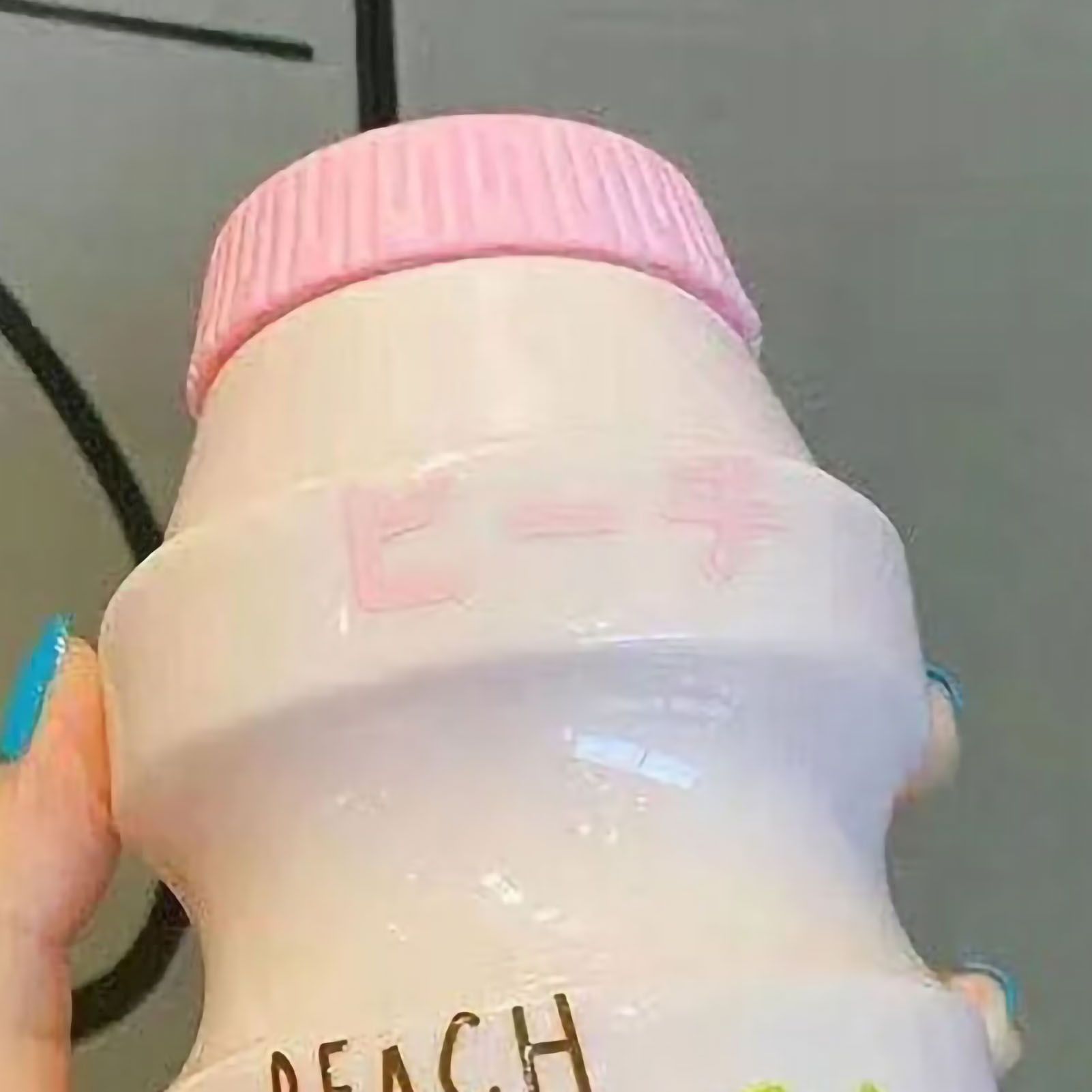 Portable Children Drinking Bottle with Strap PC Plastic Outdoor Water Cup Cute Fruit Pattern Pink 480ML - Image 5