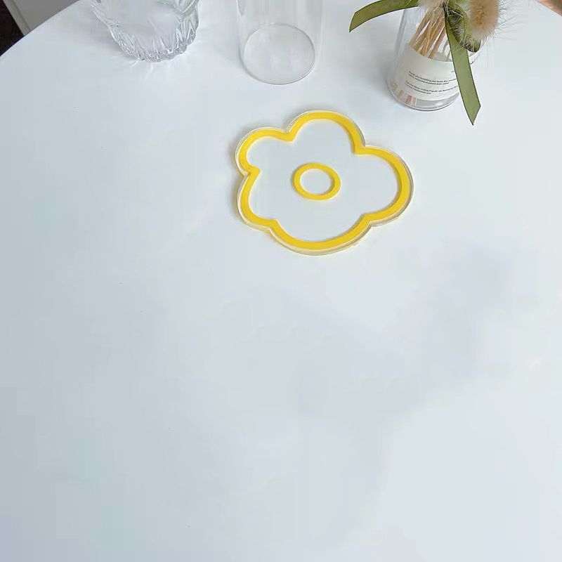 Acrylic Flower Coaster Heat Insulation Cute Flower Transparent Stable NonslipAcrylic Coasters Yellow - Image 5