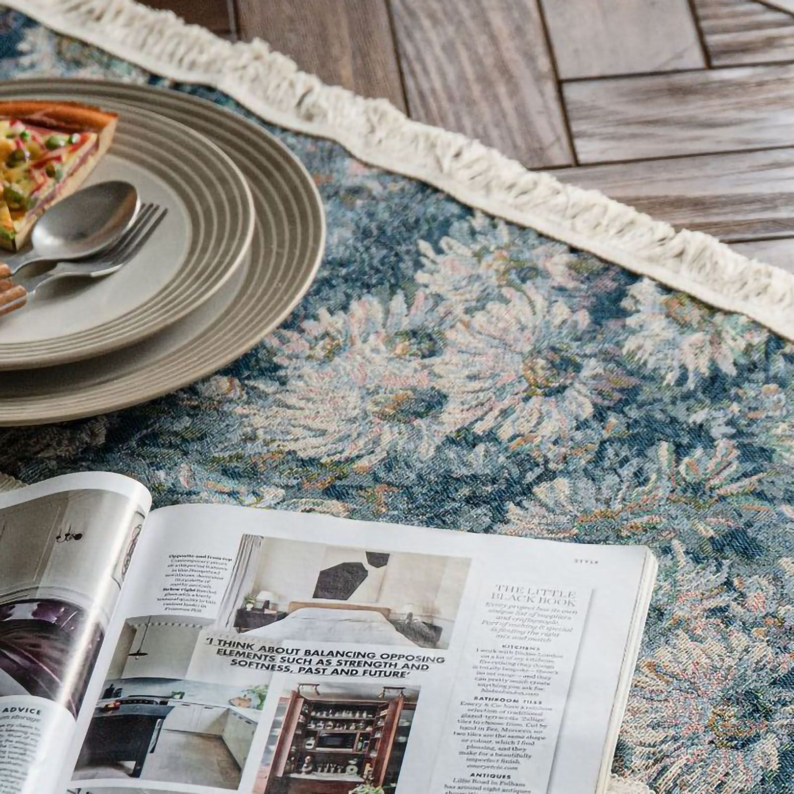 Jute Table Runner Jacquard Sunflower Pattern American Style with Tassels Table Runner Decoration for Party Blue Chrysanthemum 30x120cm/11.8x47.2in - Image 3
