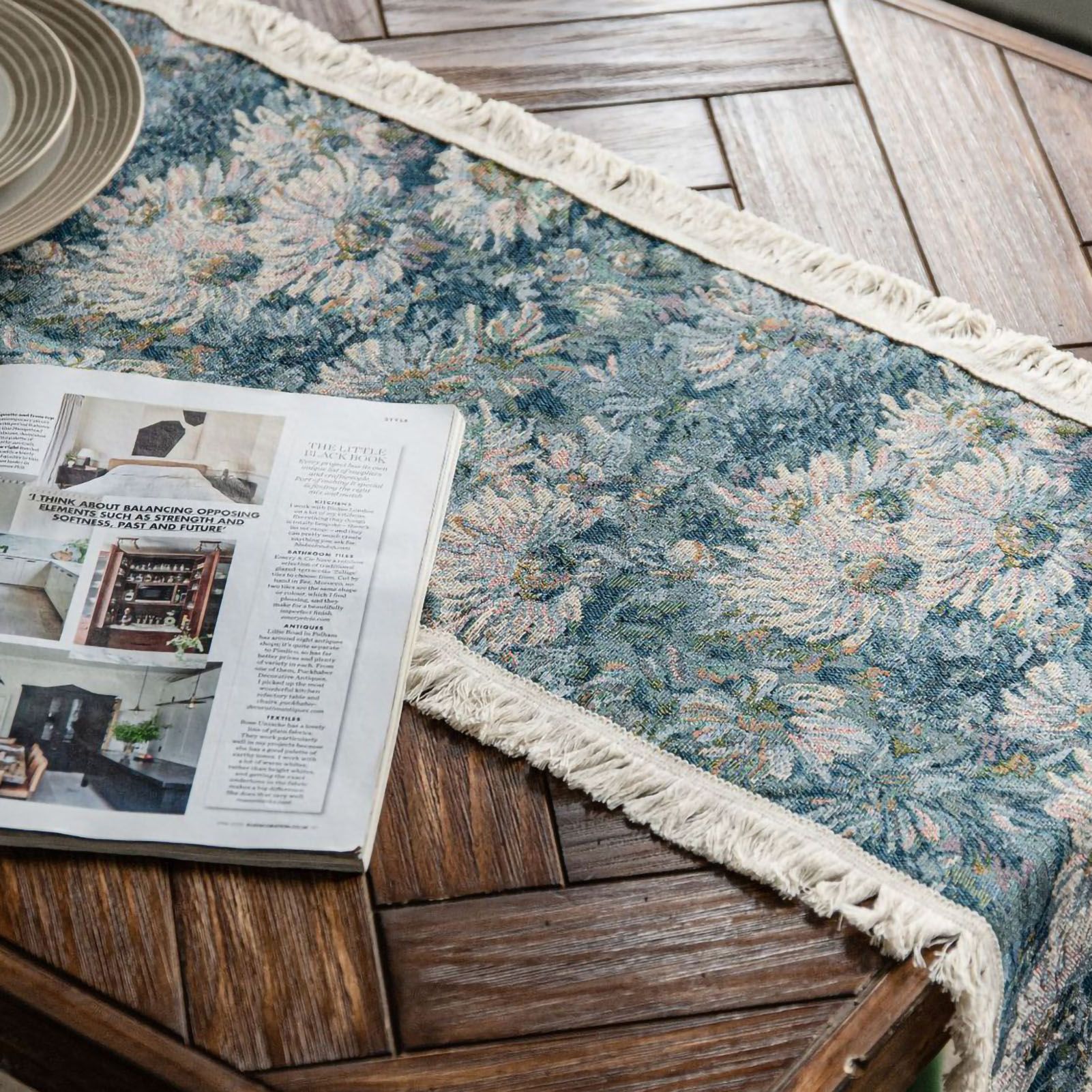 Jute Table Runner Jacquard Sunflower Pattern American Style with Tassels Table Runner Decoration for Party Blue Chrysanthemum 30x120cm/11.8x47.2in - Image 4
