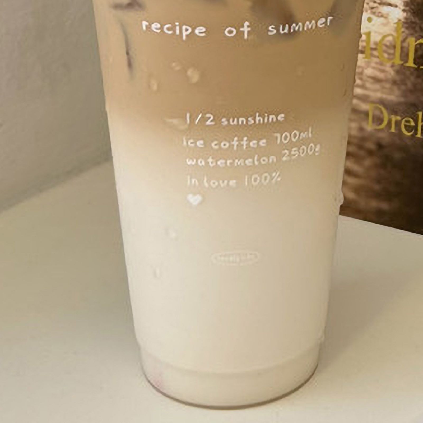 Plastic Coffee Cup Large Capacity Cute Water Cup With Straw Lid for Summer Cold Drinking Recipe of Summer 700ml - Image 2