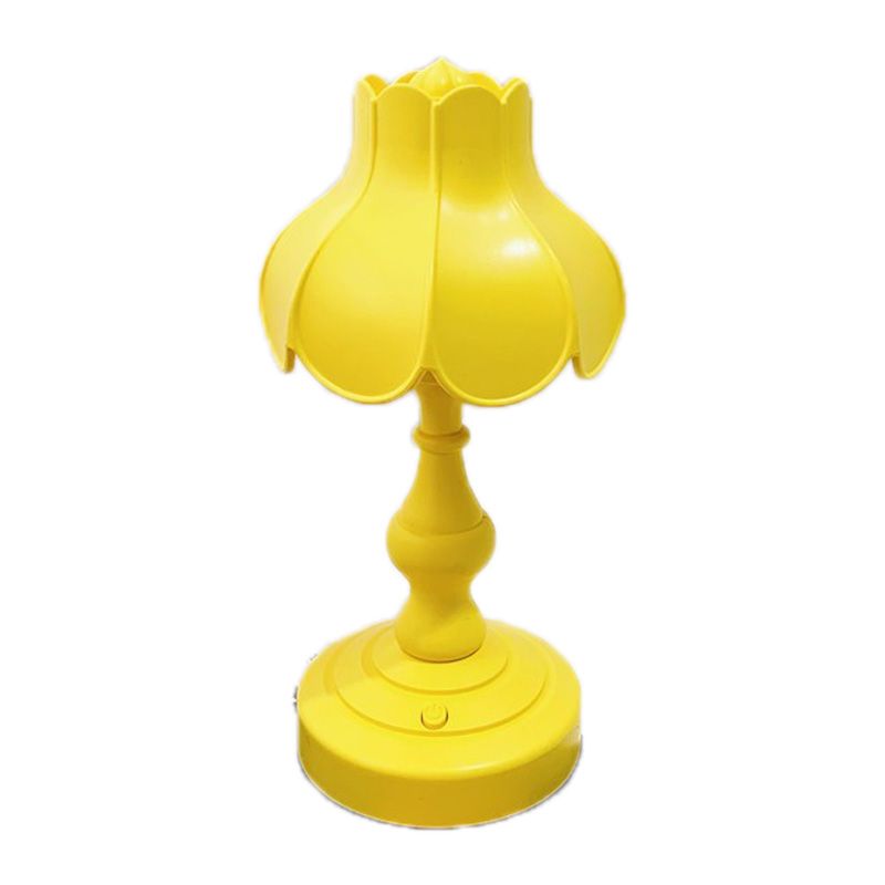 Desk Lamp Retro Lotus Leaf Ingenious Lovely 3 Light Sources Small Table Night Lamp for Girls Bedroom Yellow - Image 1