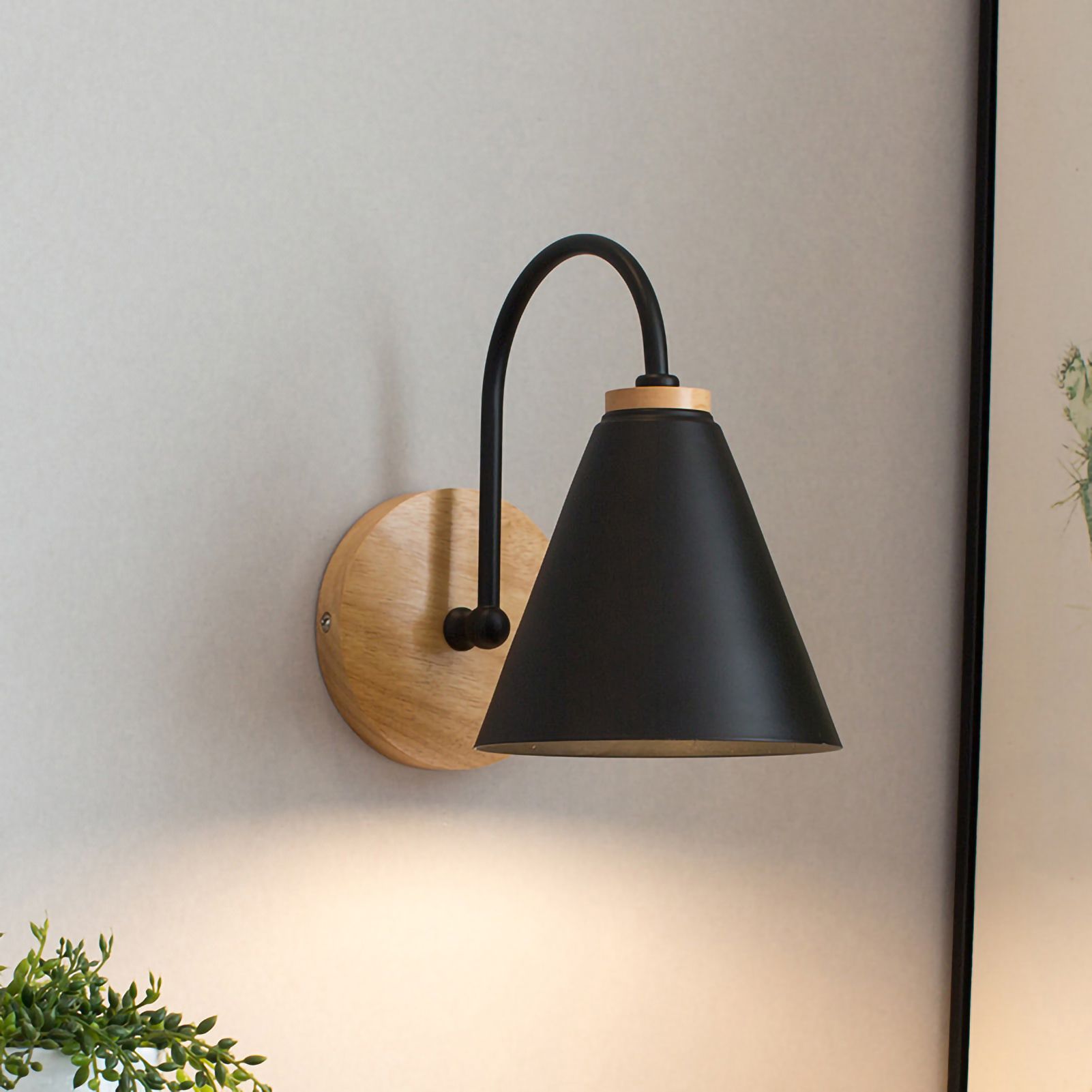 Wall Lamp Curved Simple Antirust Living Room Corridor Study Bedroom Bedside Wall Sconce for Decoration No Light Source Black - Image 1
