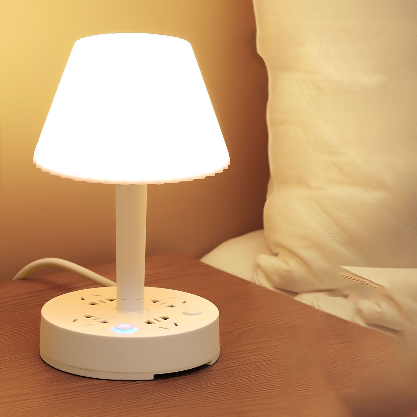 Table Lamp Creative Multifunctional Conversion Socket Desk Lamp Power Strip for Dormitory Computer CN 110‑250V - Image 3