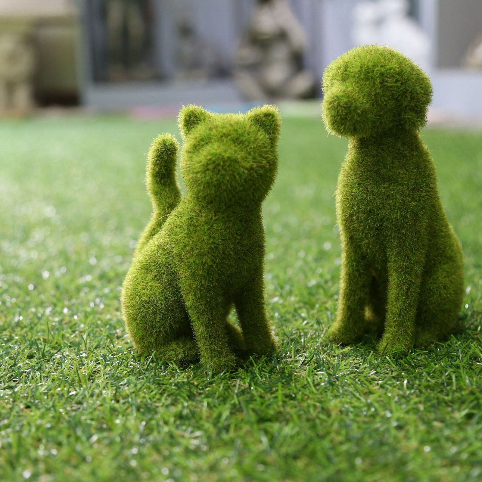 Flocked Animal Statue European Style Handcrafted Resin Simulation Moss Flocked Figurine for Garden Type B - Image 4