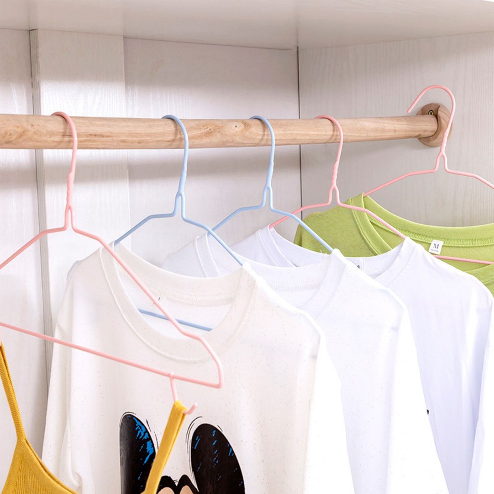 30 Pcs Clothes Hangers Hook Design Anti Skid Environmentally Friendly Metal Hangers for Home Use Pink Blue Random - Image 7
