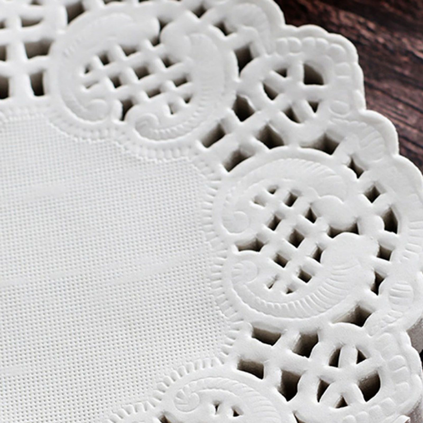 150pcs White Lace Round Paper Doilies Disposable Hollow Flower Oil Absorbing Paper for Fried Food Pizza Desserts Cake 150pcs Oil Absorbing Paper - Image 2