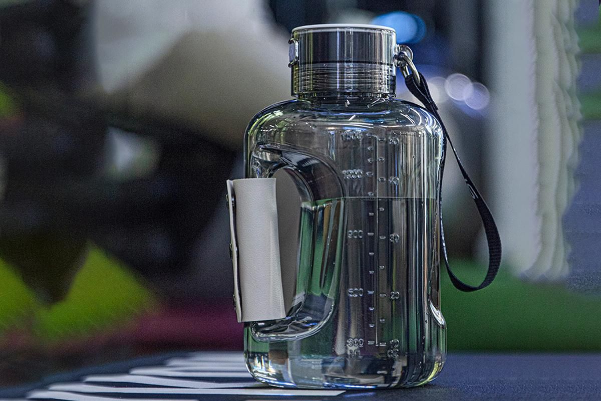 1.5L High-Capacity Portable Hydrogen Water Bottle Rechargeable Hydrogen Water Generator - Image 3