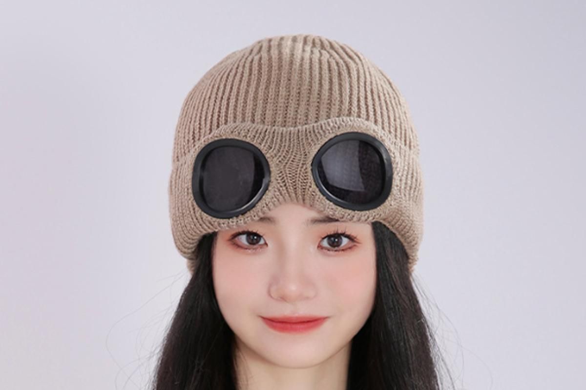 Winter Ski Hat with Goggles - Thermal Knit Beanie for Men & Women - Khaki - Image 4