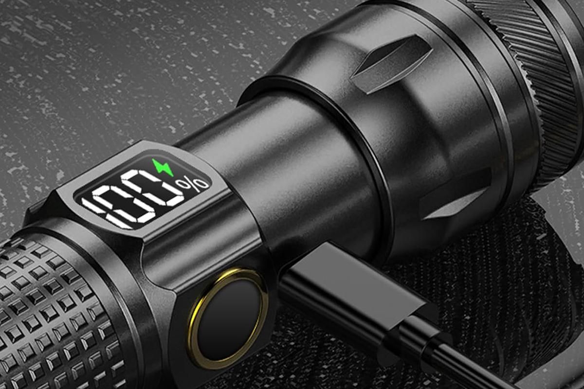 Rechargeable LED Flashlights with Digital Power Display Zoomable High Lumens Bright EDC Flashlight for Outdoor - Image 7