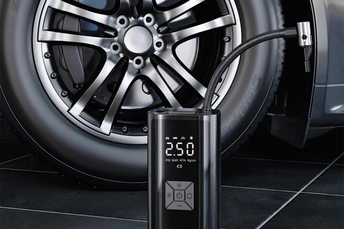 Electric Car Air Pump with Digital Display - Image 4