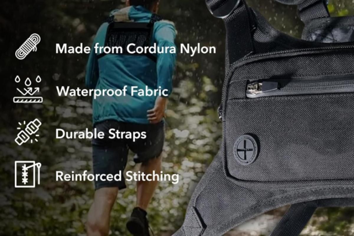 Water Resistant Running Vest Chest Pack Phone Holder for Running Lightweight Training Pack with Reflective Detail - Black - Image 4