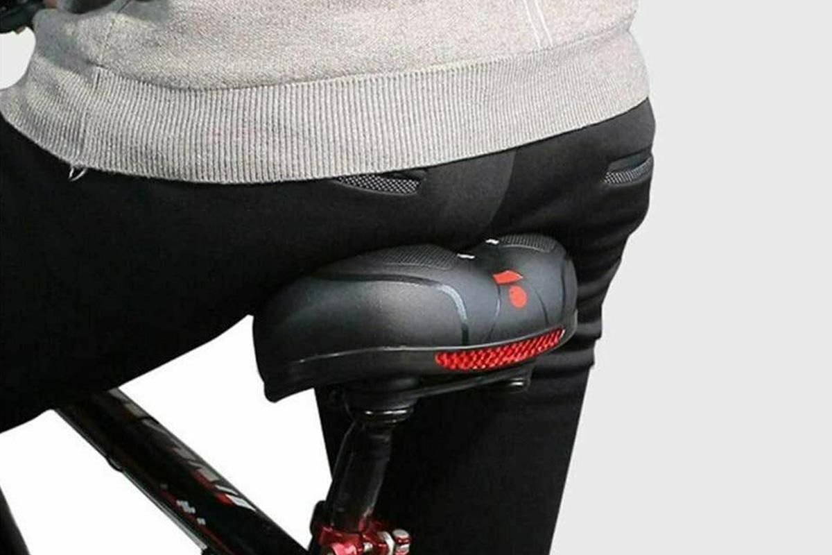 Air Cushion Shock Absorbing Mountain Bike Saddle Seat - Red - Image 4