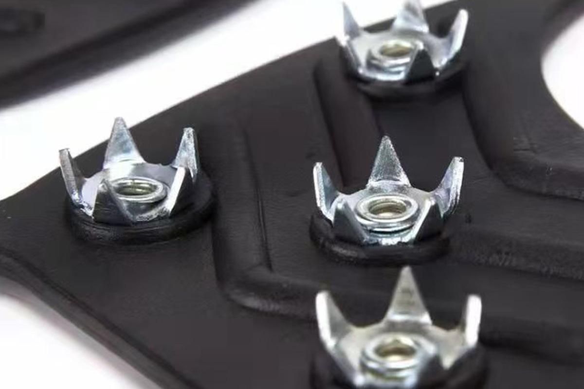 2 Pairs Ice Cleats Traction Crampons Snow Grips with 8 Spikes for Boots Shoes - For EU40-45 - Image 7