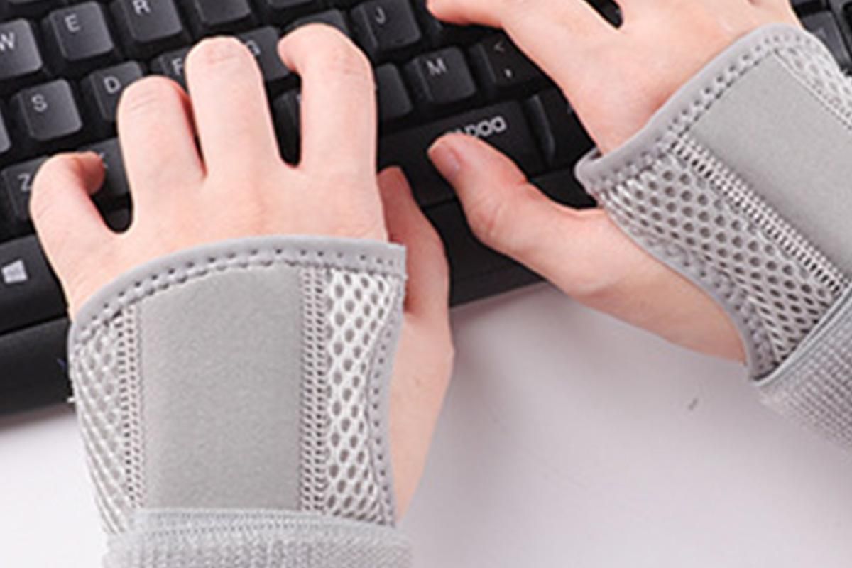 Adjustable Wrist Brace with Removable Steel Splint for Carpal Tunnel Support - Grey & Left & L - Image 4