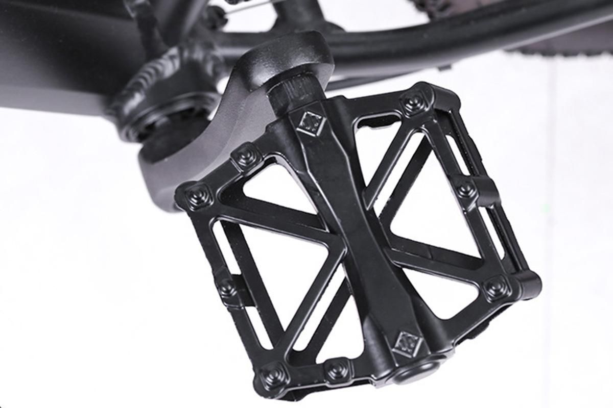 Aluminum Alloy Bike Pedals Wide Platform Lightweight Bicycle Pedals for MTB Road Bikes - Black - Image 4