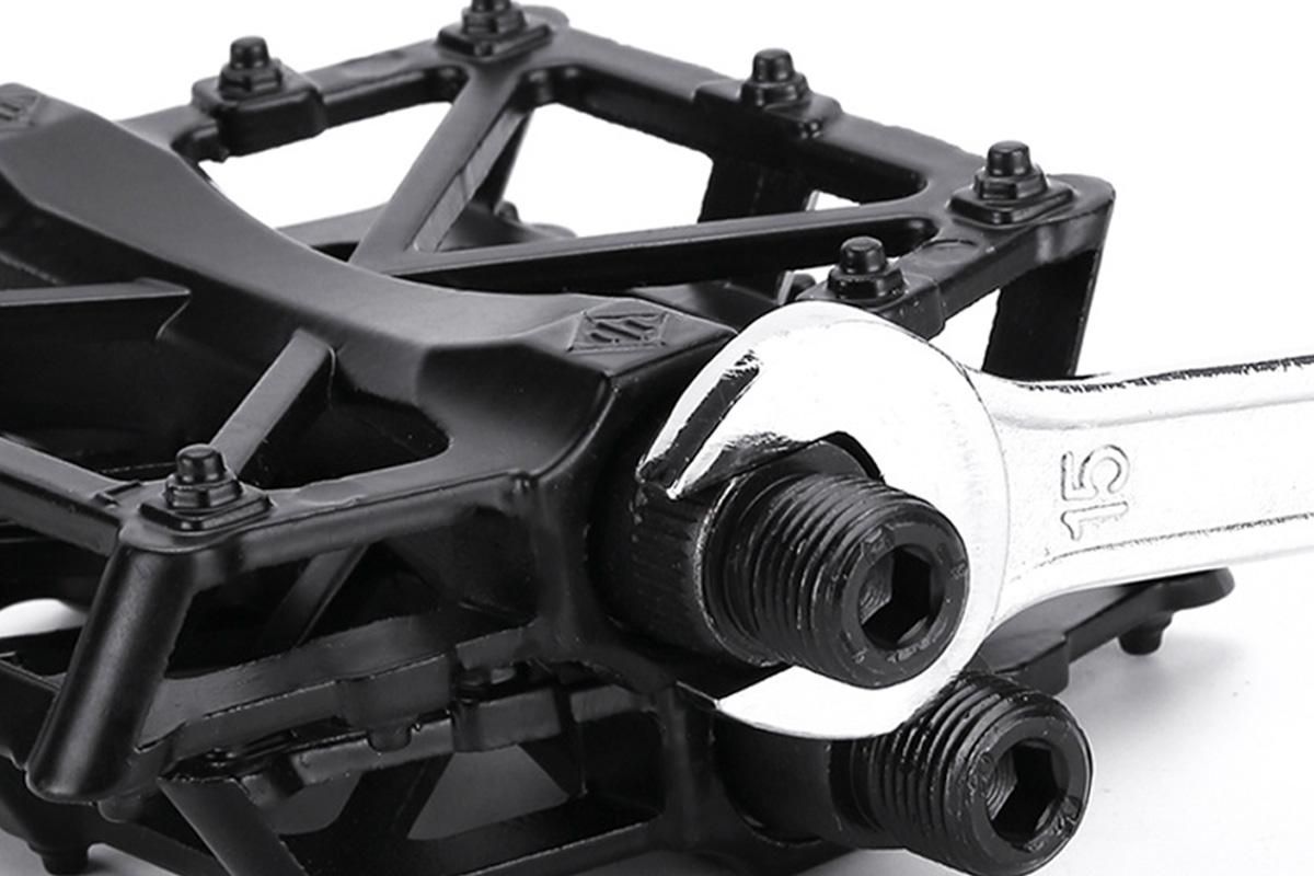 Aluminum Alloy Bike Pedals Wide Platform Lightweight Bicycle Pedals for MTB Road Bikes - Black - Image 6