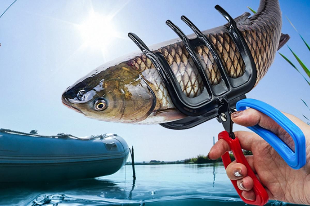 Fishing Pliers Gripper Metal Fish Control Clamp Claw Tong Grip Forceps Tackle - Image 4