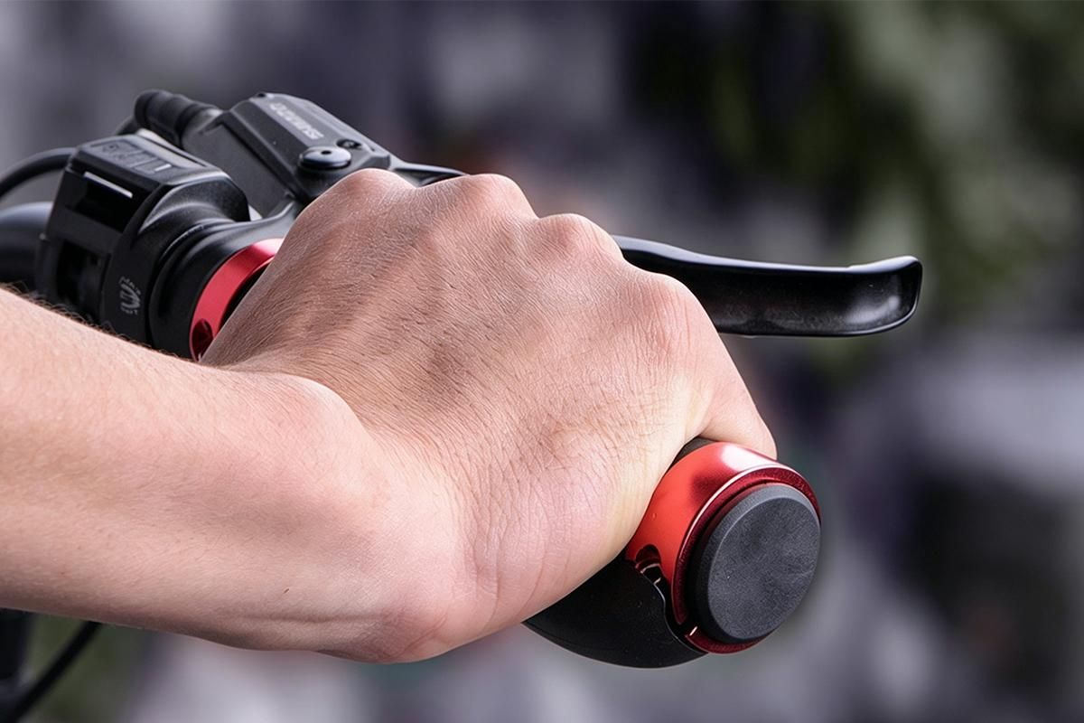 Cycling Lock-On MTB Ergonomic Mountain Bike Rubber Grips Bicycle Handlebar - Red - Image 4