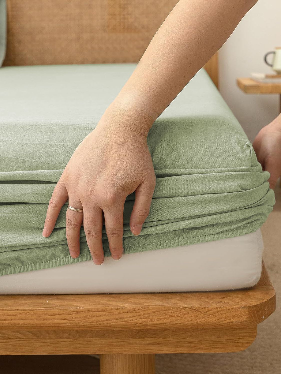 100% Cotton Fitted Sheet - Super Soft 40cm Deep Pocket Bottom Sheets - White Elastic Sheet（Double,Green beans) - Image 3