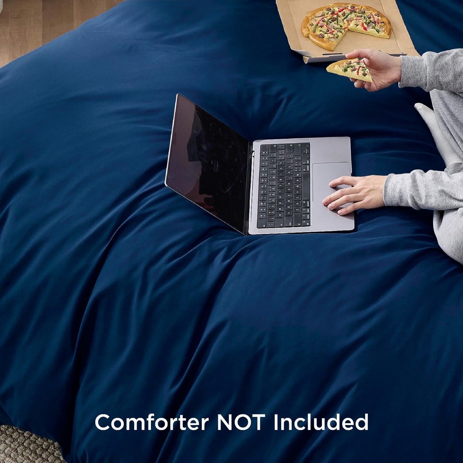 3 Piece Hotel Soft Microfiber Quilt Cover Set-2000TC Duvet/Donna Cover Set & Pillowcases -1 Quilt Cover Zipper Closure & 1 x Pillowcases-Breathable Bedding - Wrinkle, Fade, Stain Resistant(Navy,King) - Image 5
