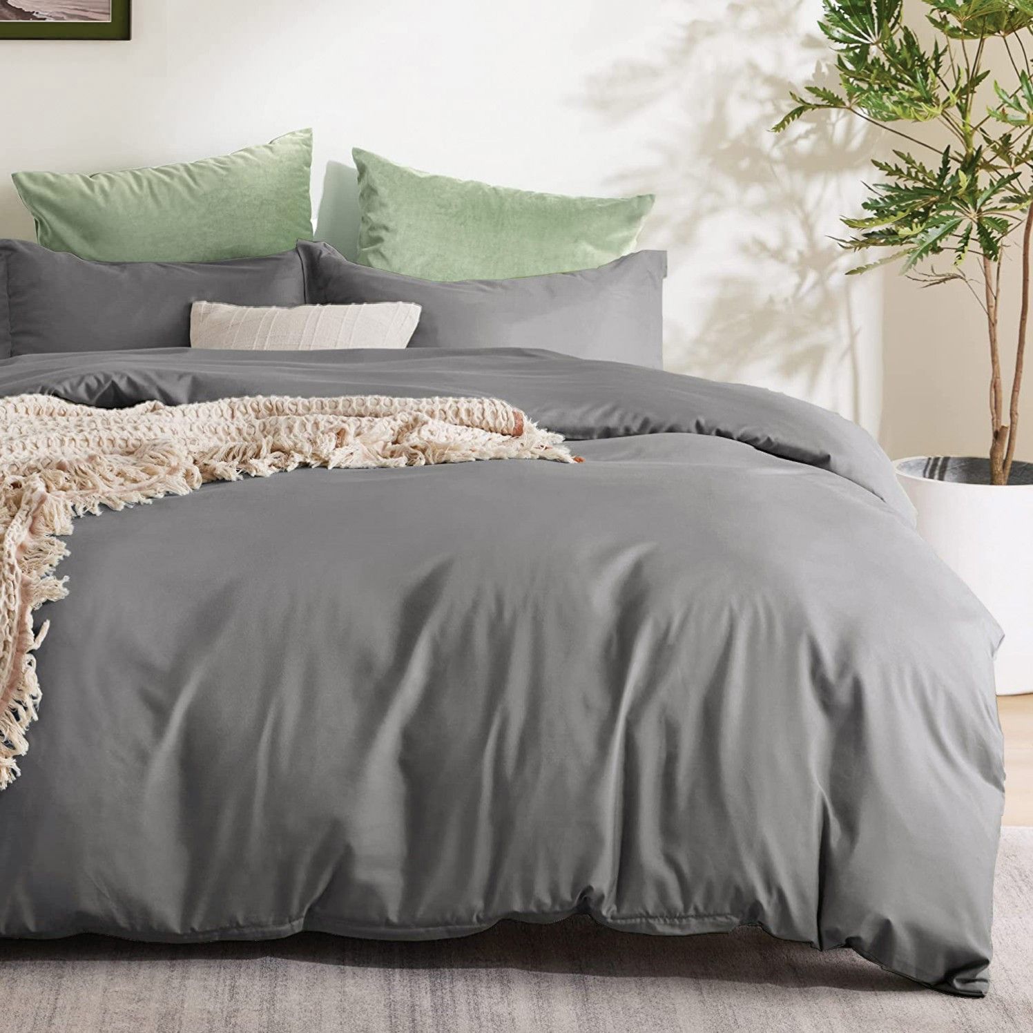 3 Piece Hotel Soft Microfiber Quilt Cover Set-2000TC Duvet/Donna Cover Set & Pillowcases -1 Quilt Cover Zipper Closure & 1 x Pillowcases-Breathable Bedding - Wrinkle, Fade, Stain Resistant(Grey,Super King) - Image 5