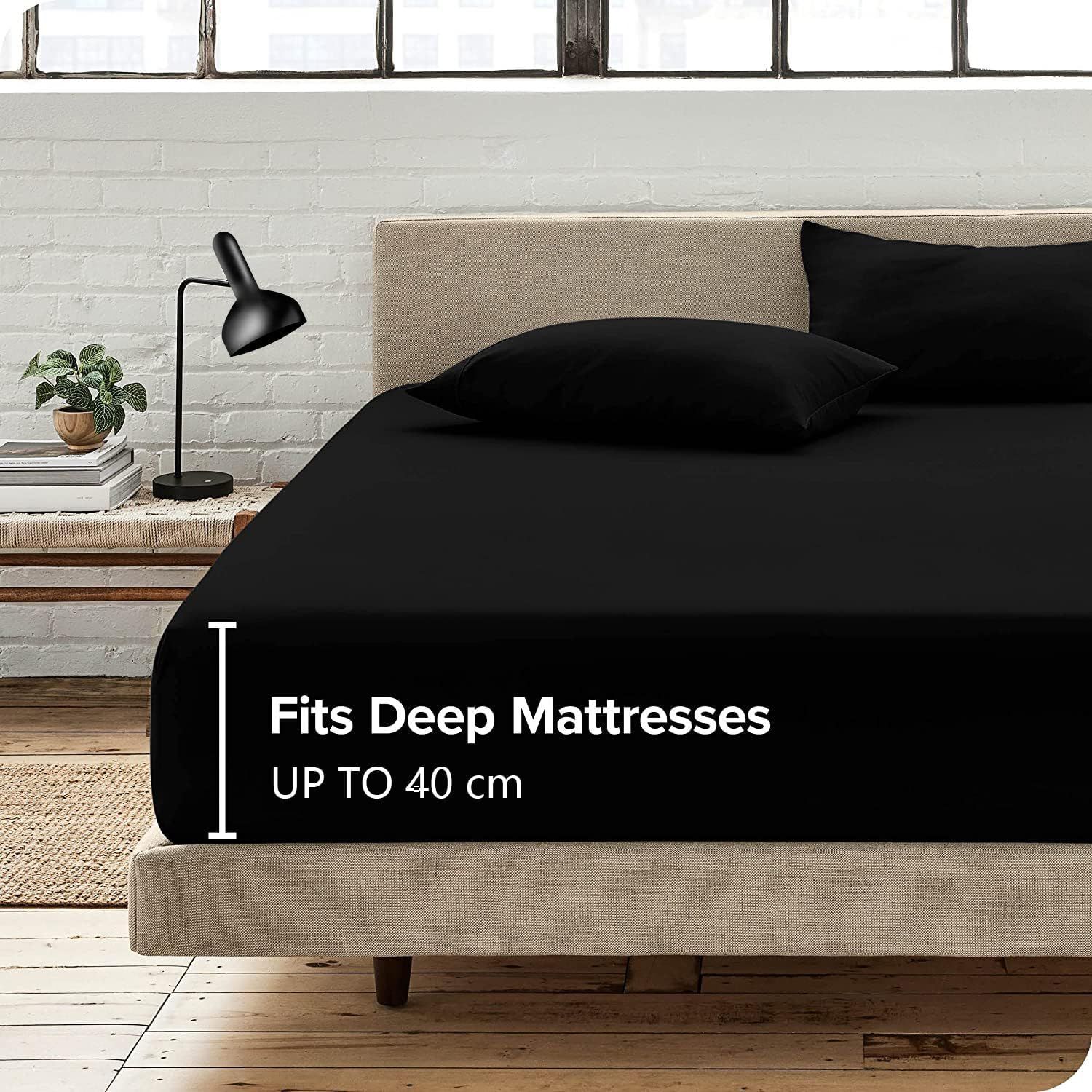 3 Piece Fitted Sheet Set- Fitted Sheet & Pillowcases -Breathable Bedding - Wrinkle, Fade, Stain Resistant- 40cm Deep Pocket Fitted Bed Sheet Set(Black,Super King) - Image 1