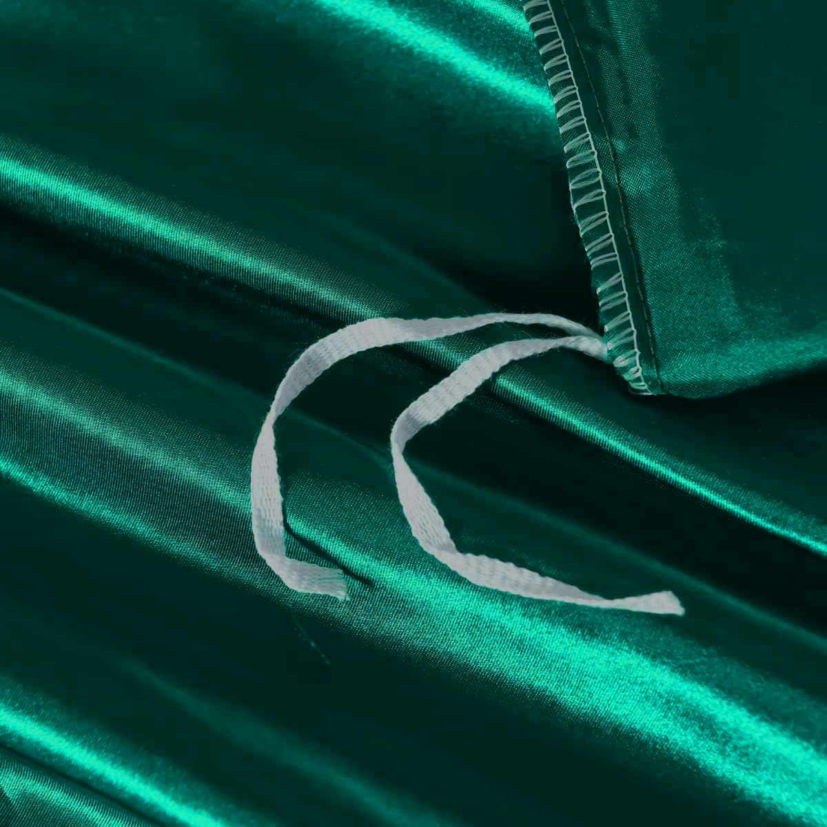 Satin Quilt cover Set Hotel 3 Pieces Quilt cover with Pillowcase, Art Silk Bedding Set-Luxury Soft Silky pillowcase for Hair and Skin, Similar to Silk Duvet/Donna Cover Set- 3 Pieces(King,Green) - Image 4