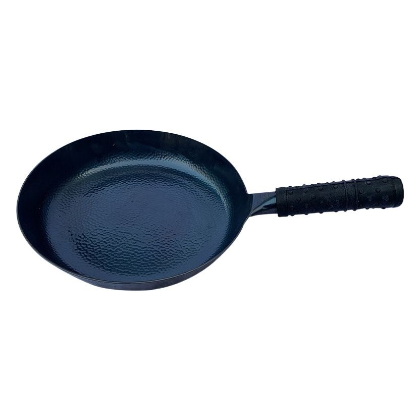 Bandai Frying Pan Wrought Iron Uncoated Non Stick 28cm - Image 1