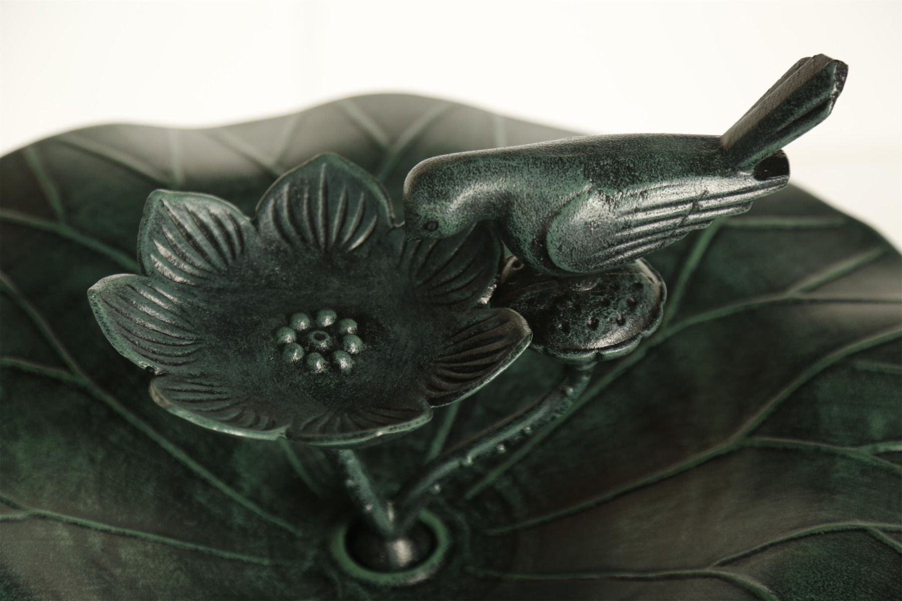 Lotus bird bath Dark Green - Image 2