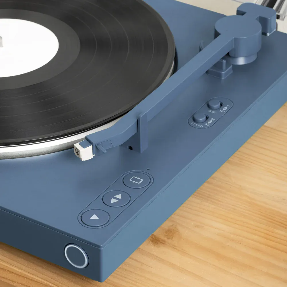 Victrola Automatic Turntable - Blue - Image 4