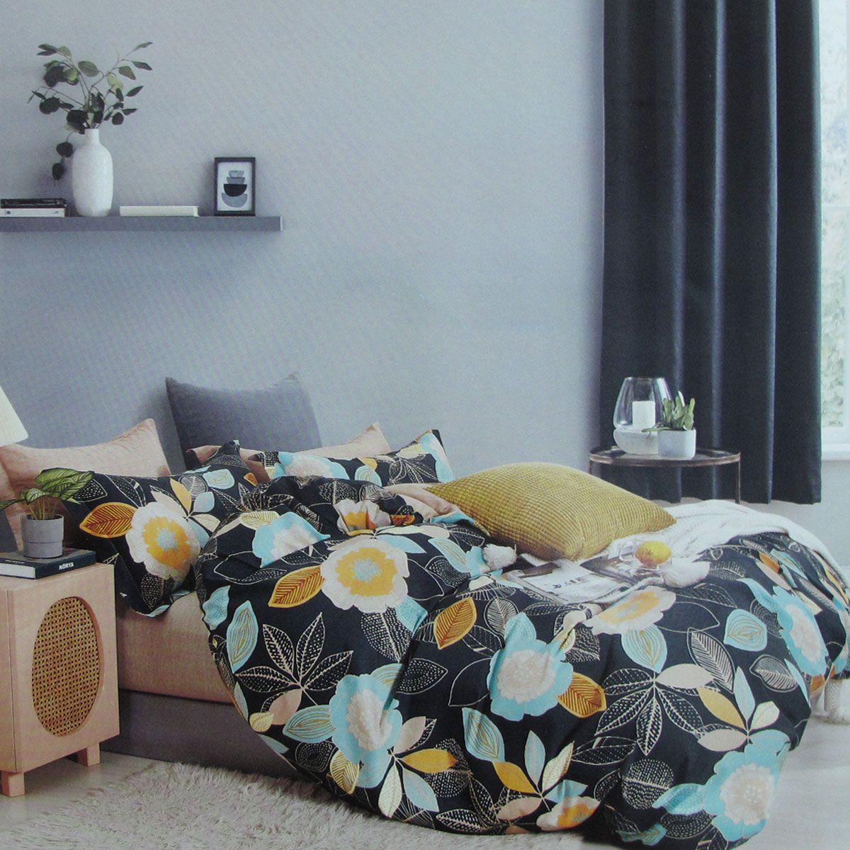 300TC Hana Flower Multi Reversible Cotton Floral Quilt Cover Set Double - Image 1