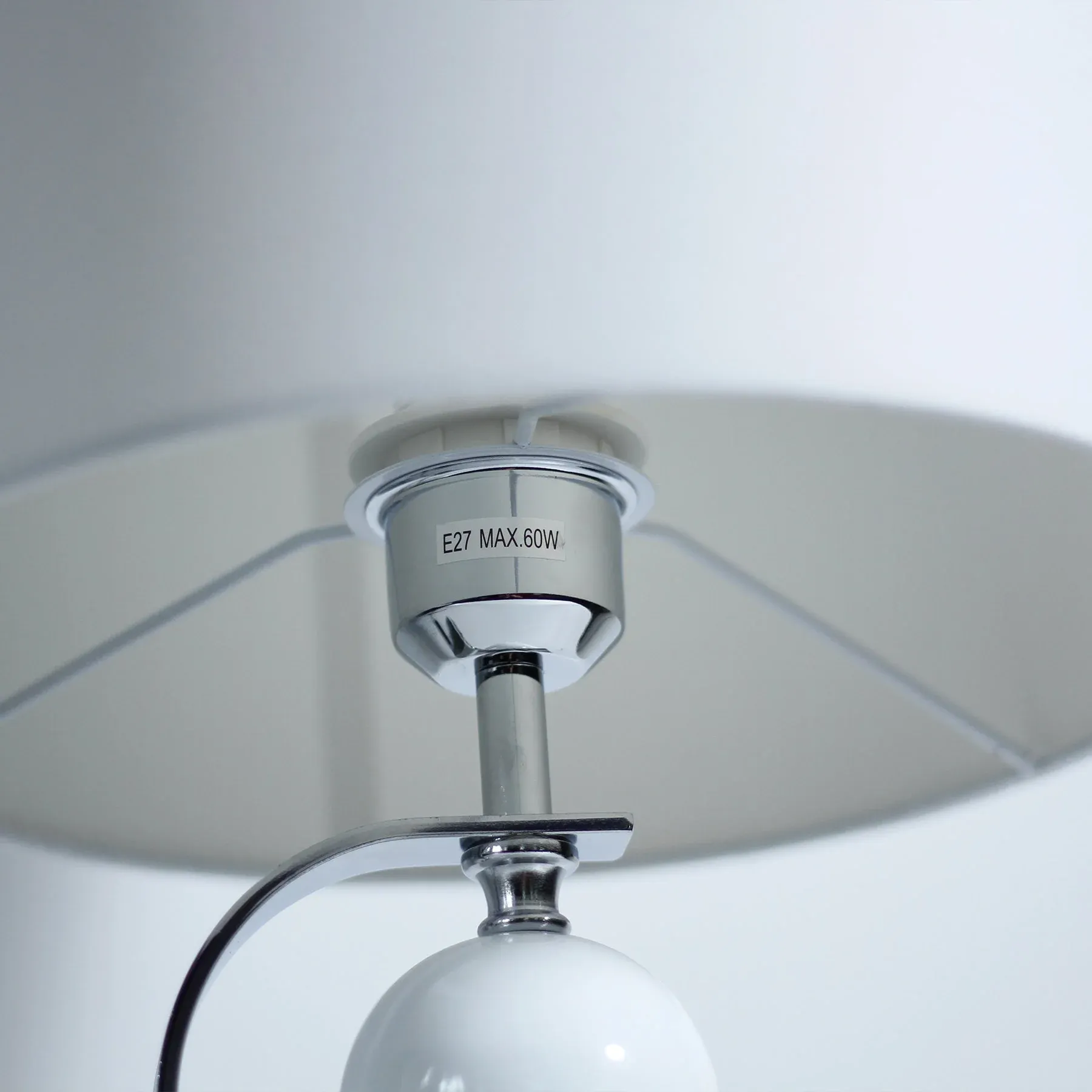 Rialto Table Lamp - White - Image 3