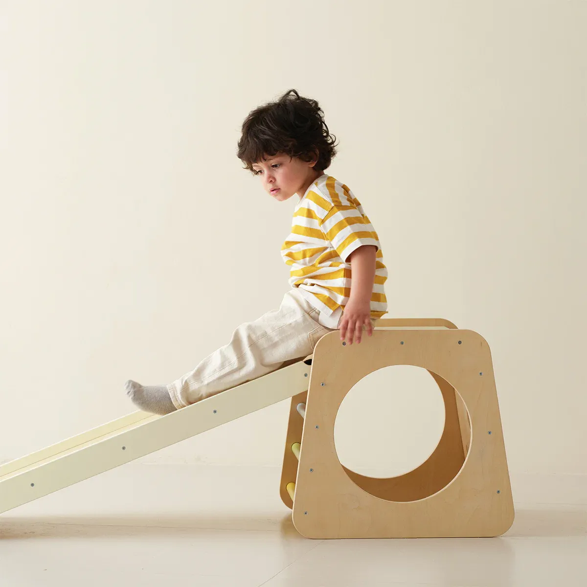 Small Climbing Frame by Classic World - Image 4