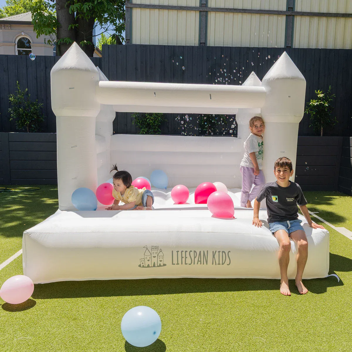 Lifespan Kids Palace Jumping Castle - White - Image 8