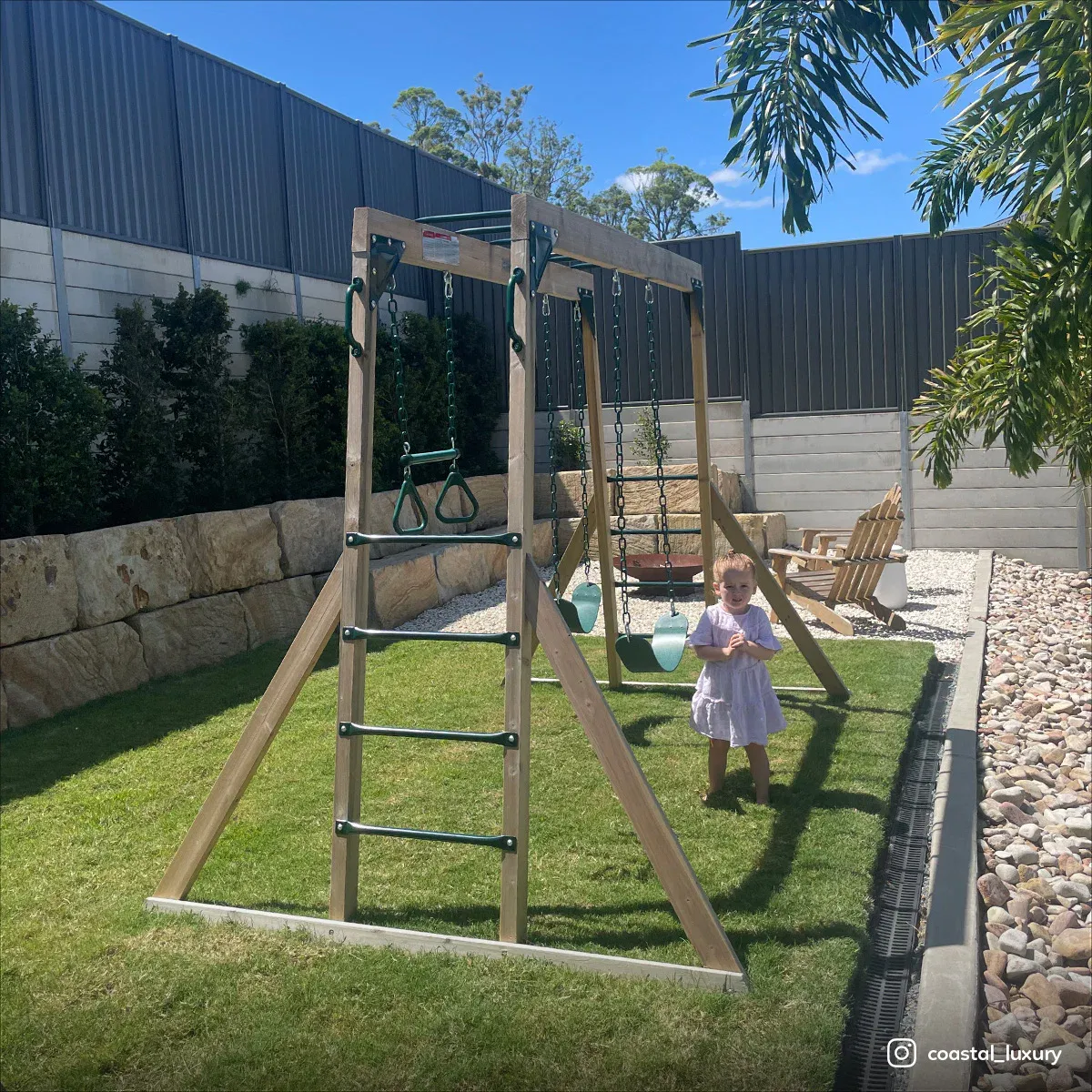 Lifespan Kids Daintree 2-in-1 Monkey Bars & Swing Set - Image 4