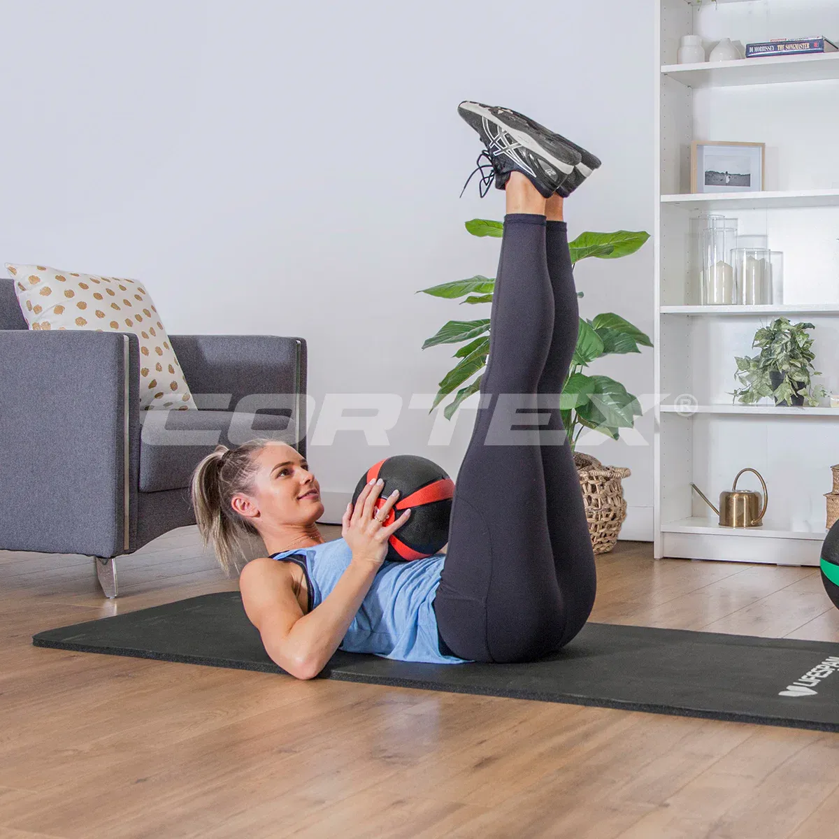 CORTEX 2kg Medicine Ball - Image 2