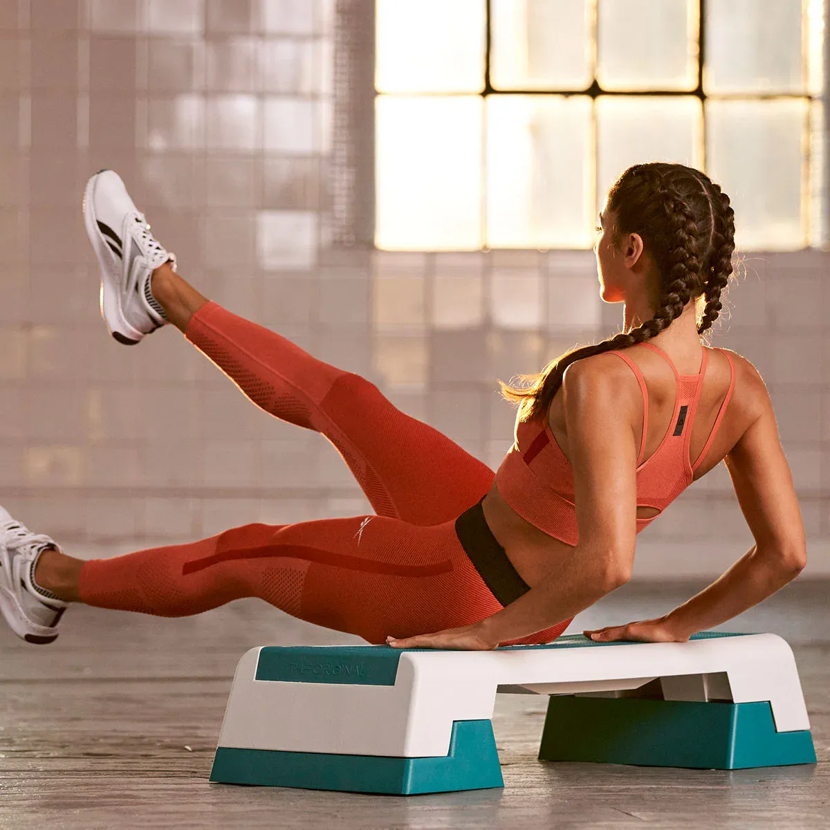 Reebok Step - The Original in Teal - Image 3