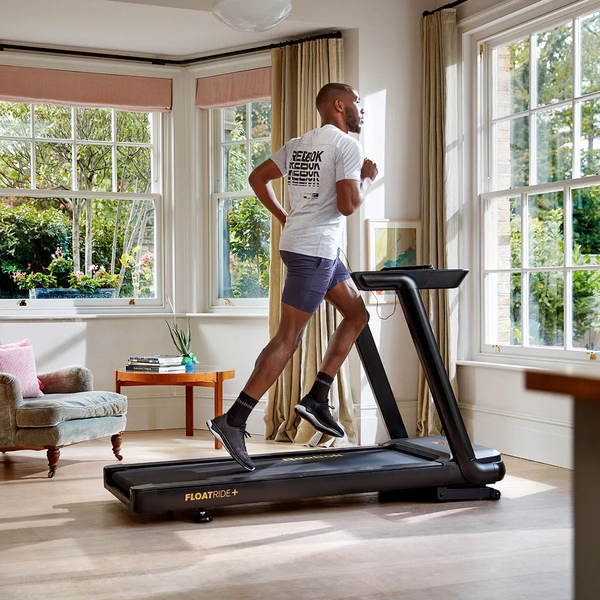 Reebok FR20z Floatride Treadmill (Black) - Image 2