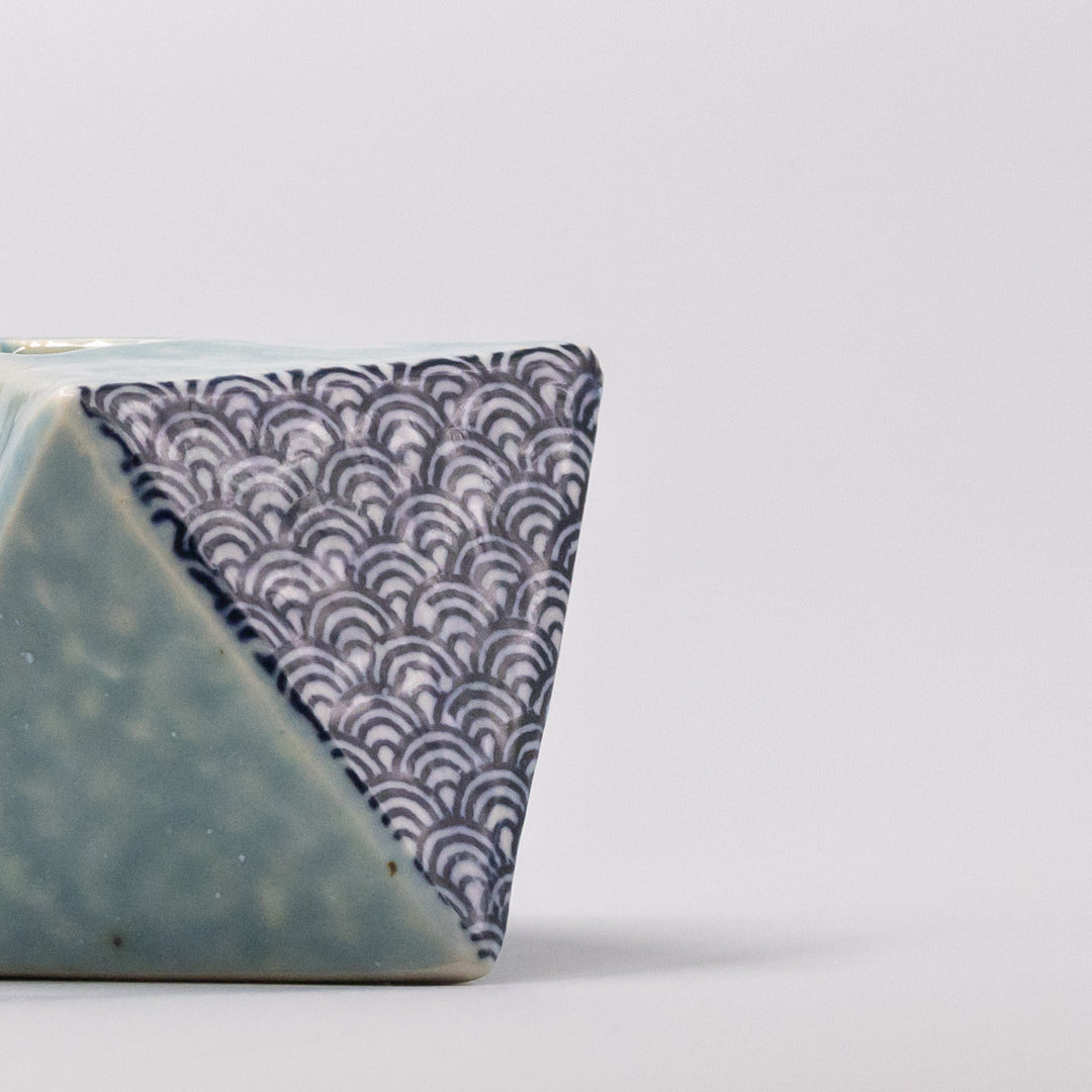 Vase Turquoise Wave 4.5H Triangular - Image 1