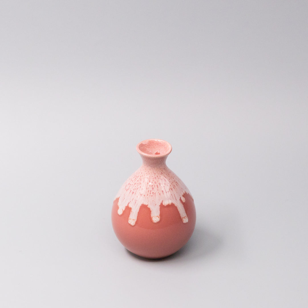 Sake Jug 300ml Pink White Drip Glaze - Image 1