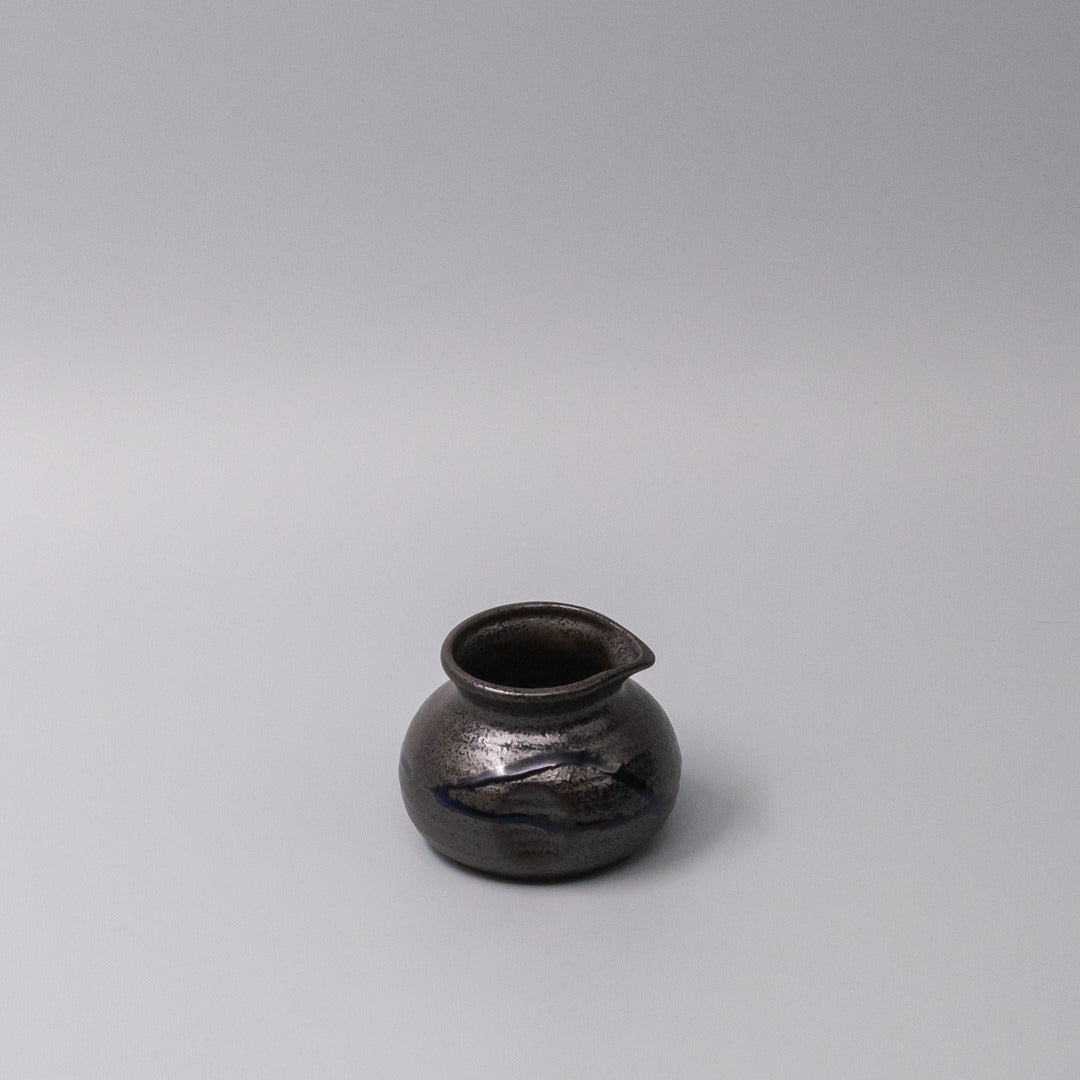 Pourer 120ml Metallic Black Blue Drip Glaze - Image 1